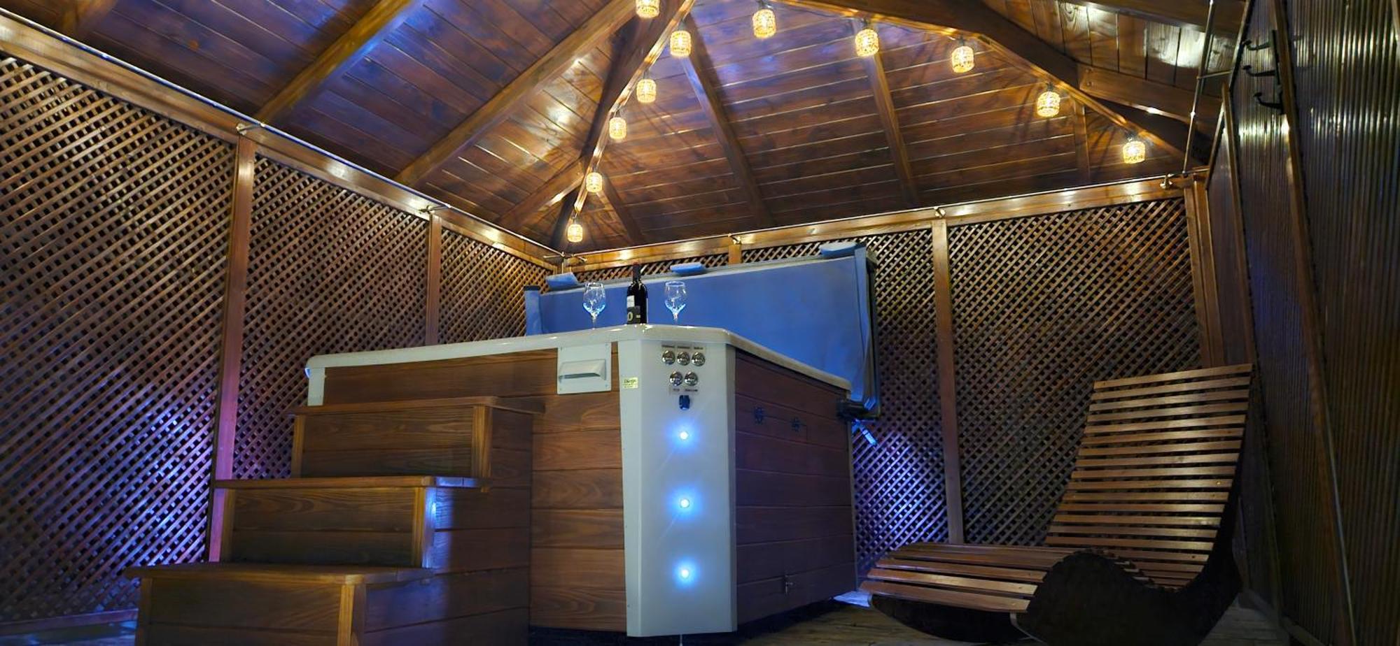 Apartamenty Komarno 46 Jacuzzi&Sauna Екстер'єр фото