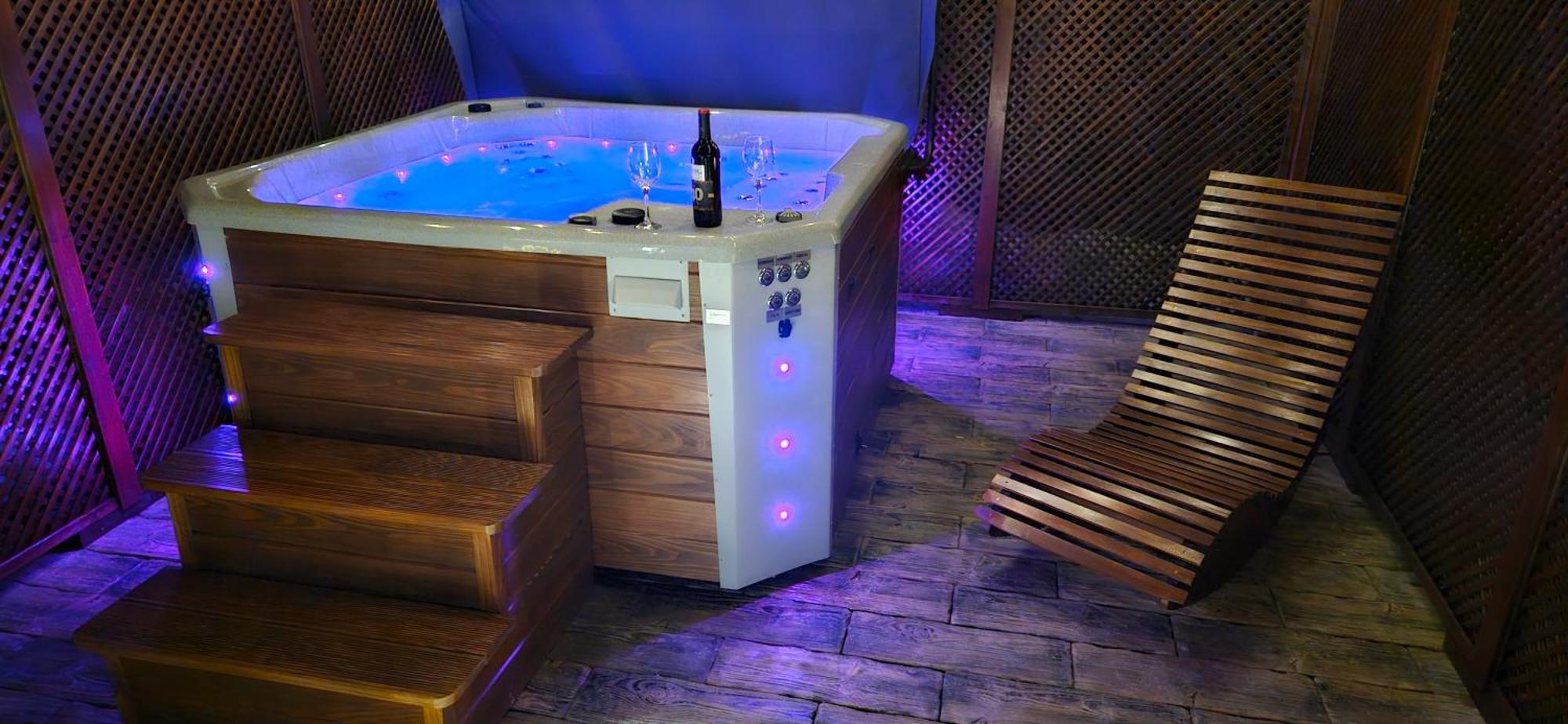 Apartamenty Komarno 46 Jacuzzi&Sauna Екстер'єр фото